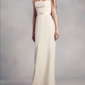Vera Wang - Champagne coloured dress size 2